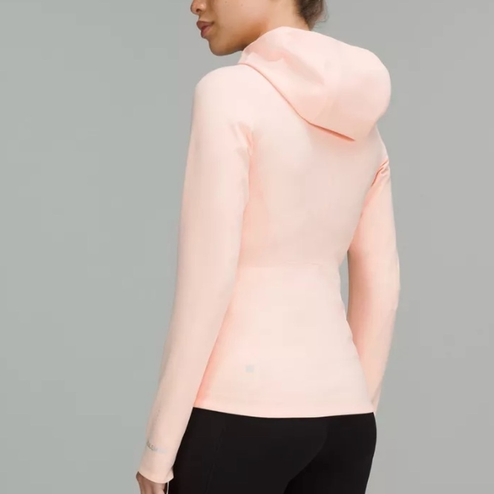 Lululemon Stretch Slim Fit Running Jacket Size 8 in Butter Pink - Picture 3 of 6